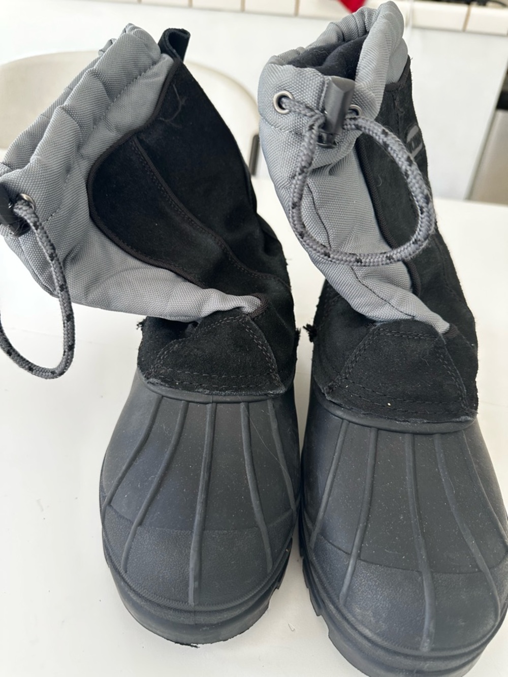 boys Black and Gray Winter Duck Boots - Sporto size 6